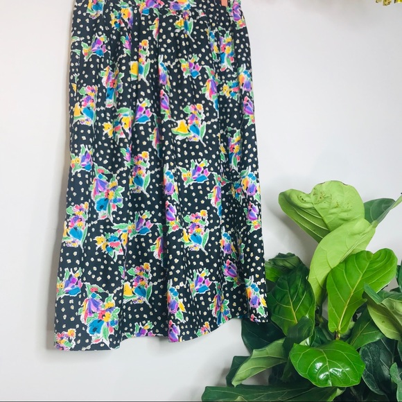 VTG Retro High Waisted Midi Length Floral Skirt - Picture 3 of 5